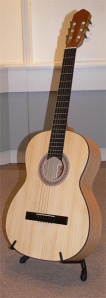 200-L-4/4 EKO Классическая гитара  с металлическими струнами Strunal